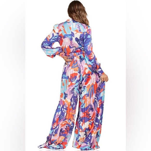 FLORAL PRINT PALAZO PLEATED JUMPSUIT - Picture 4 of 5